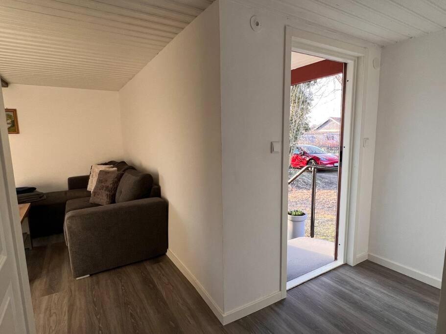Lantlig Villa I Ljungbyhed מראה חיצוני תמונה