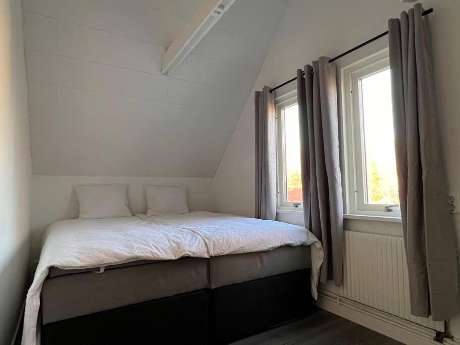 Lantlig Villa I Ljungbyhed מראה חיצוני תמונה